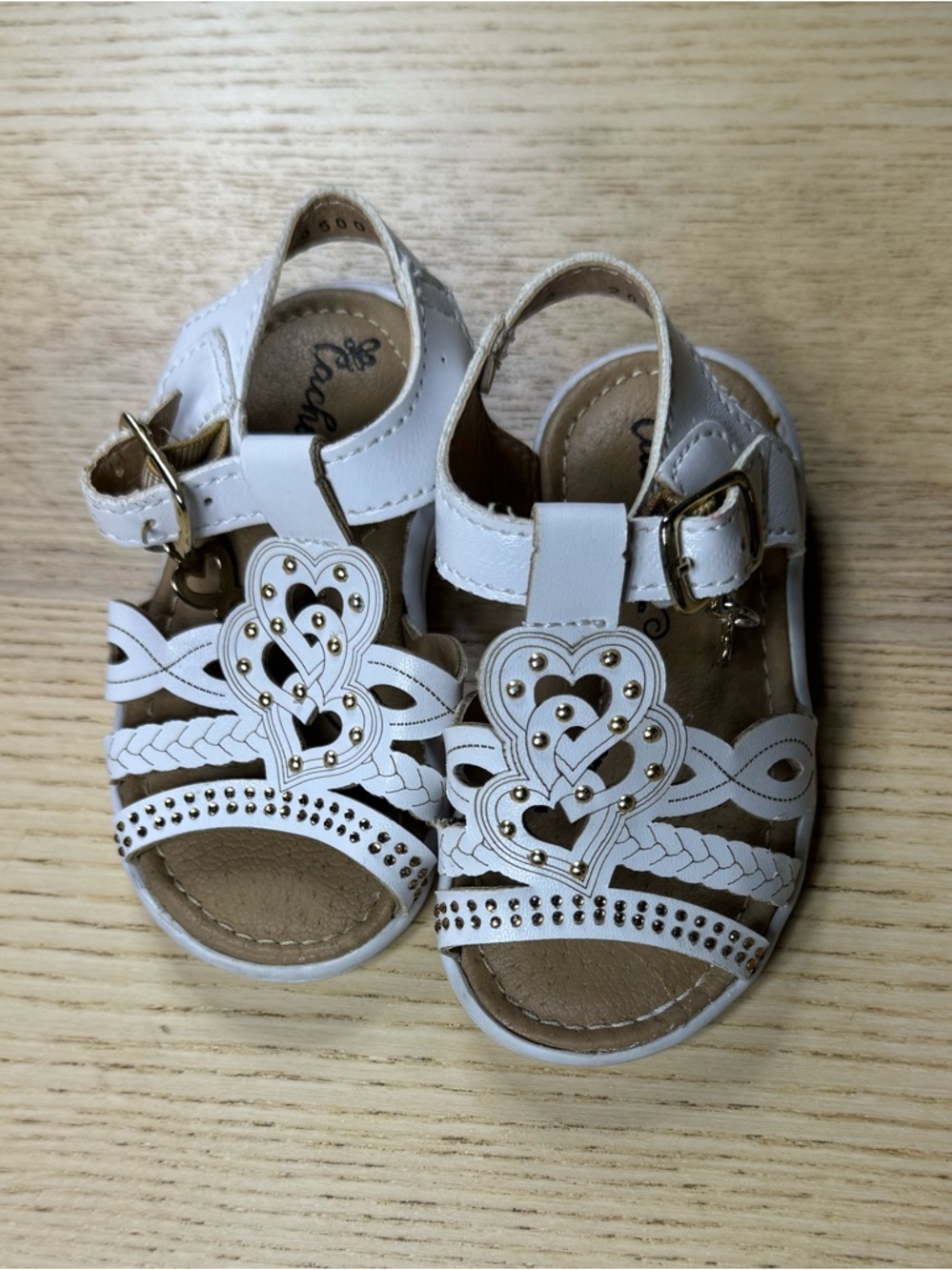 Toddler White Heart-Accent Buckle‎ Sandals